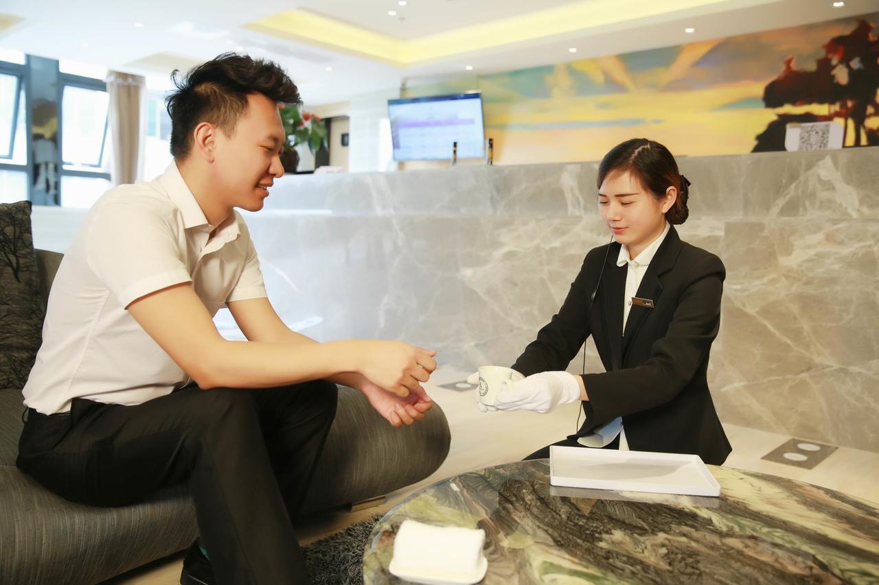 Lavande Hotel Chengdu North Kehua Road Exteriör bild